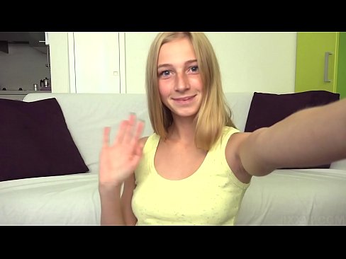 ❤️ Amikor unatkozom, lustán maszturbálom a rózsaszín puncimat... ❤️❌ Pornó videó at hu.porno-filmy.ru